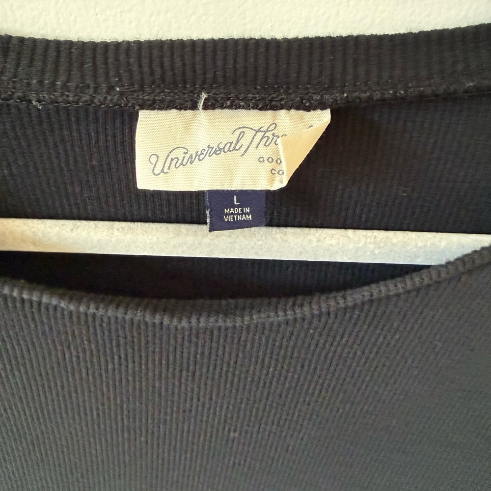 Universal Thread Black Ribbed Long-Sleeve - Picture 2 of 2